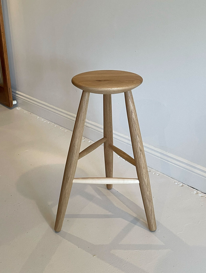 ANDY'S STOOL