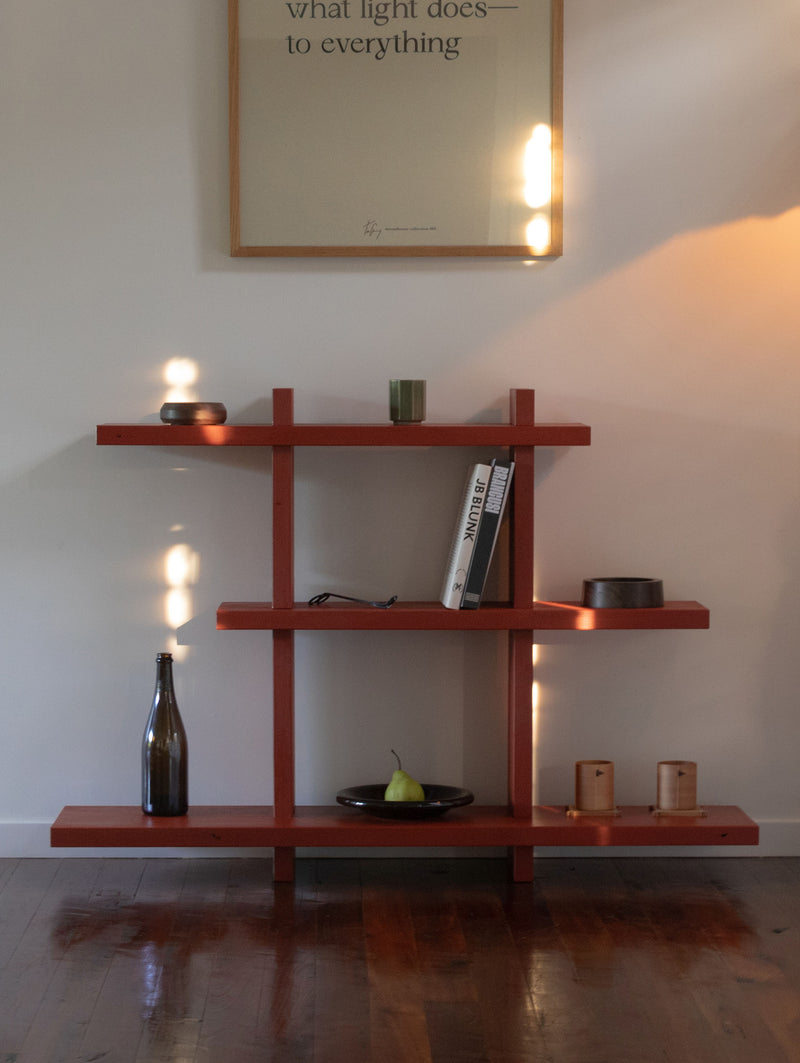 RED SHELF 02